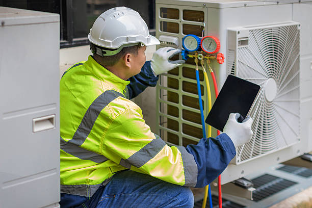 Professional Hvac technician working in Nokesville, VA